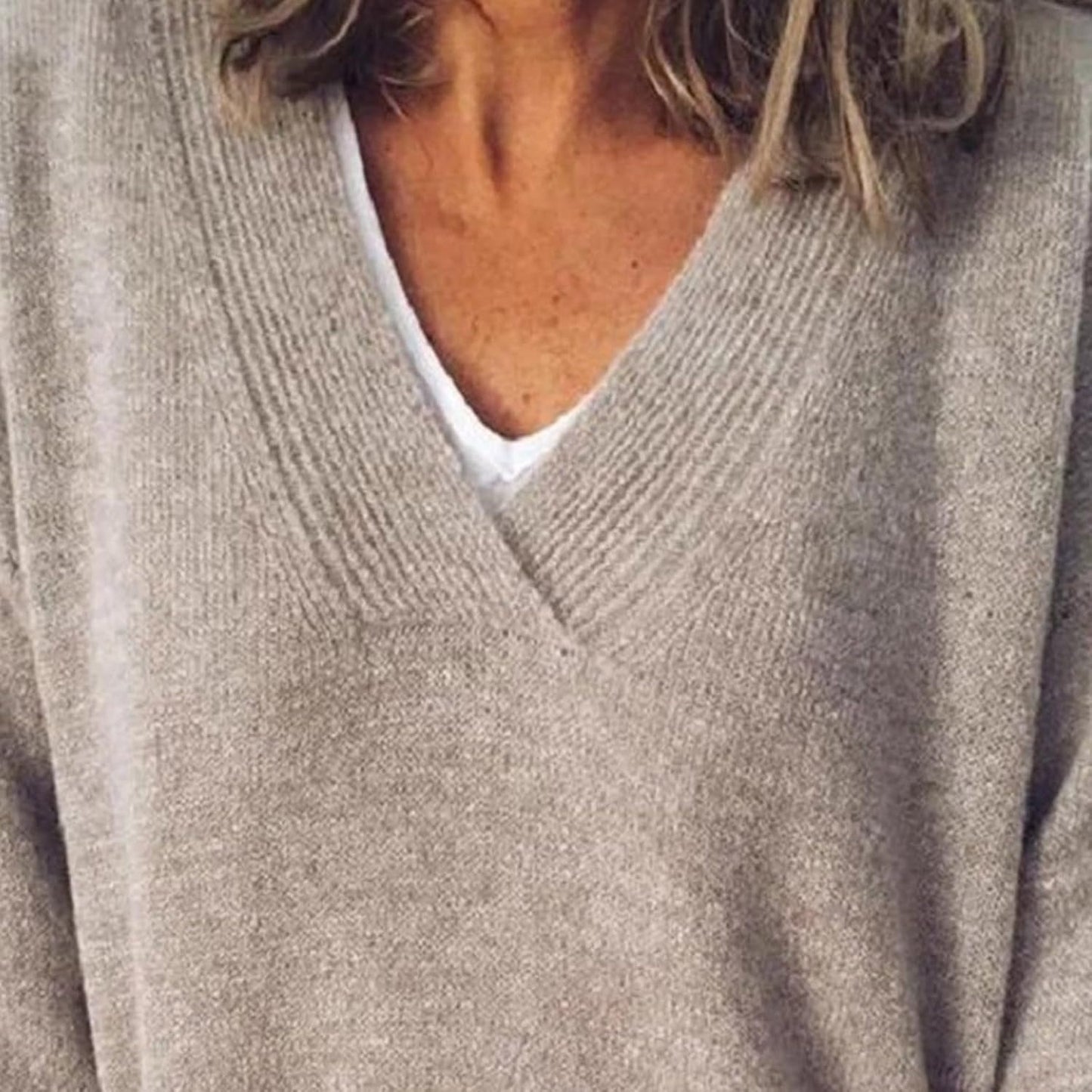 Velia | Pull pour Femme Cachemire Col V Décontracté